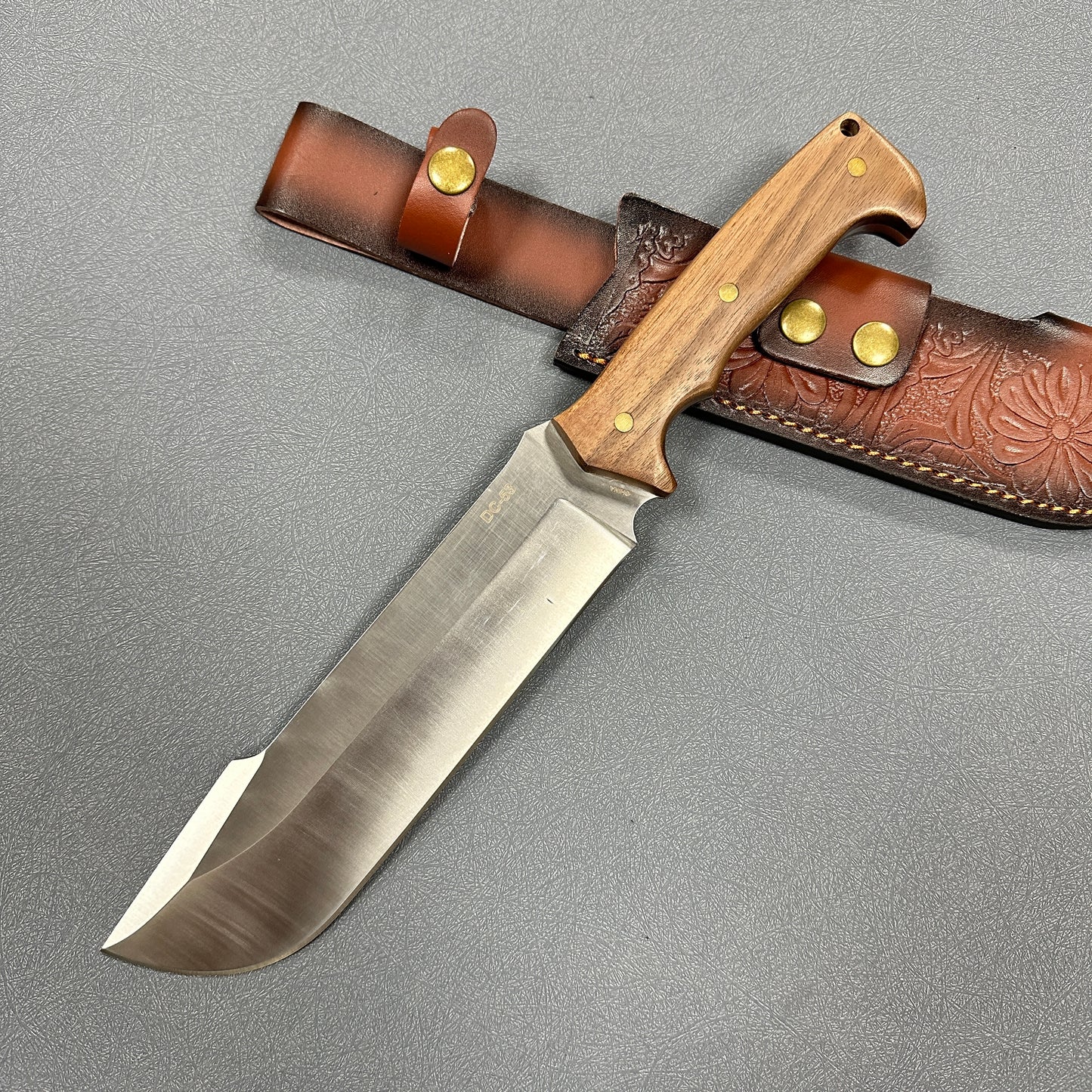 Jagd und Outdoormesser*Cherokee*