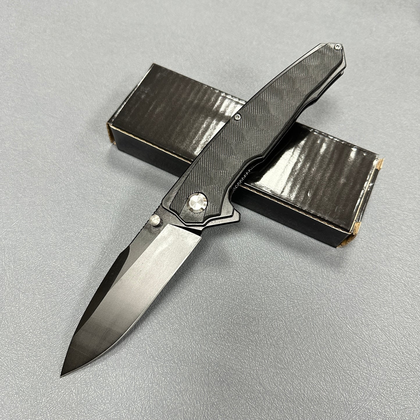 Vyros II-Premium Klappmesser aus D2 Edelstahl